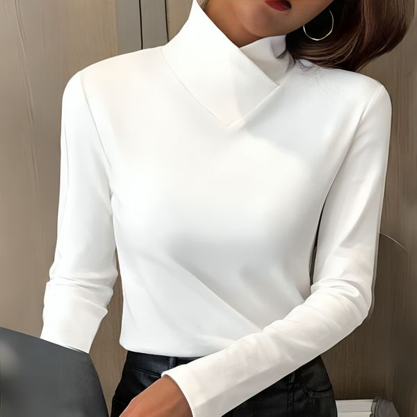 Nicola - Elegant Turtleneck Fit