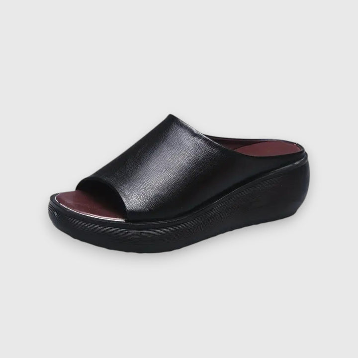 Amelie – Weichi Faux Leather Sandal