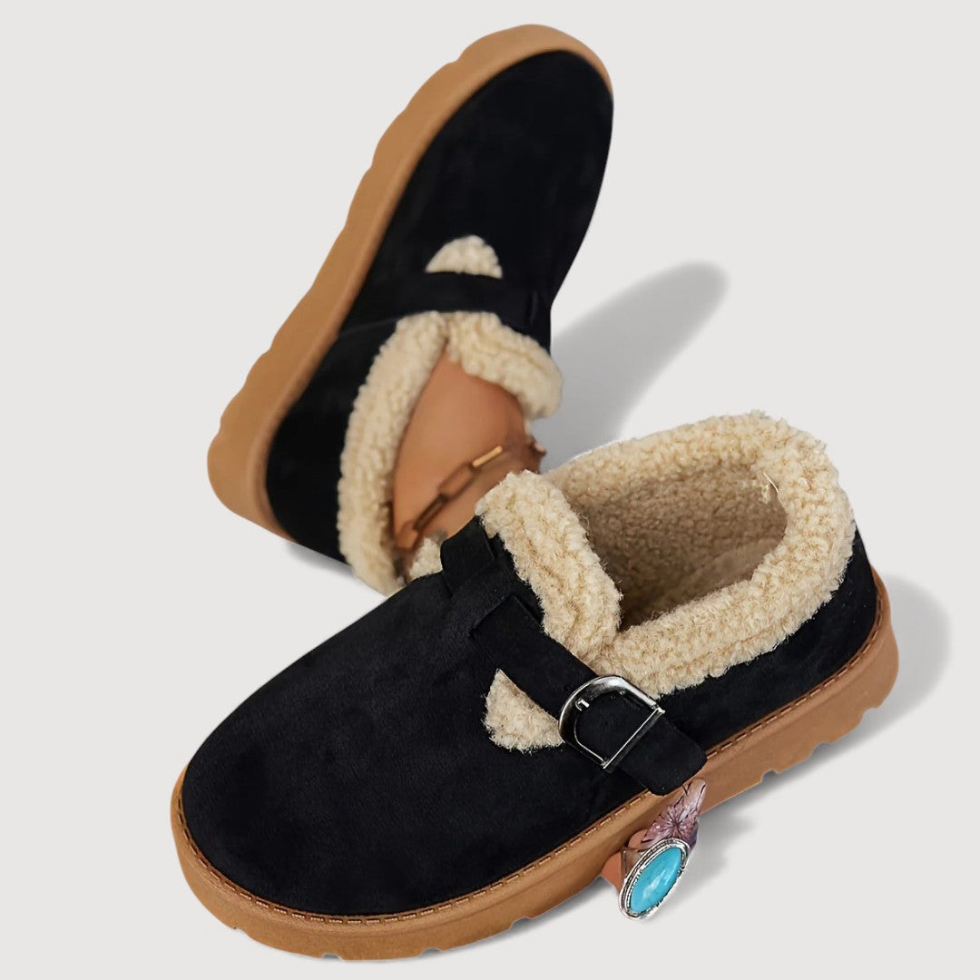 Auvira – Cosy Buckle Clogs