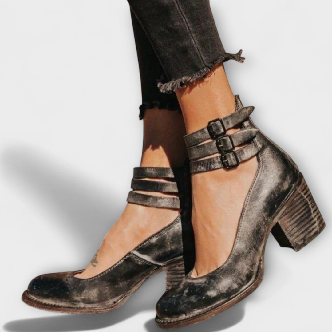 Bella – Comfortable and Stylish Orthopaedic Shoe