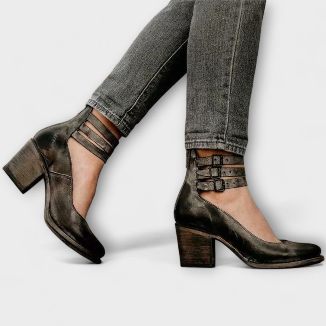 Bella – Comfortable and Stylish Orthopaedic Shoe