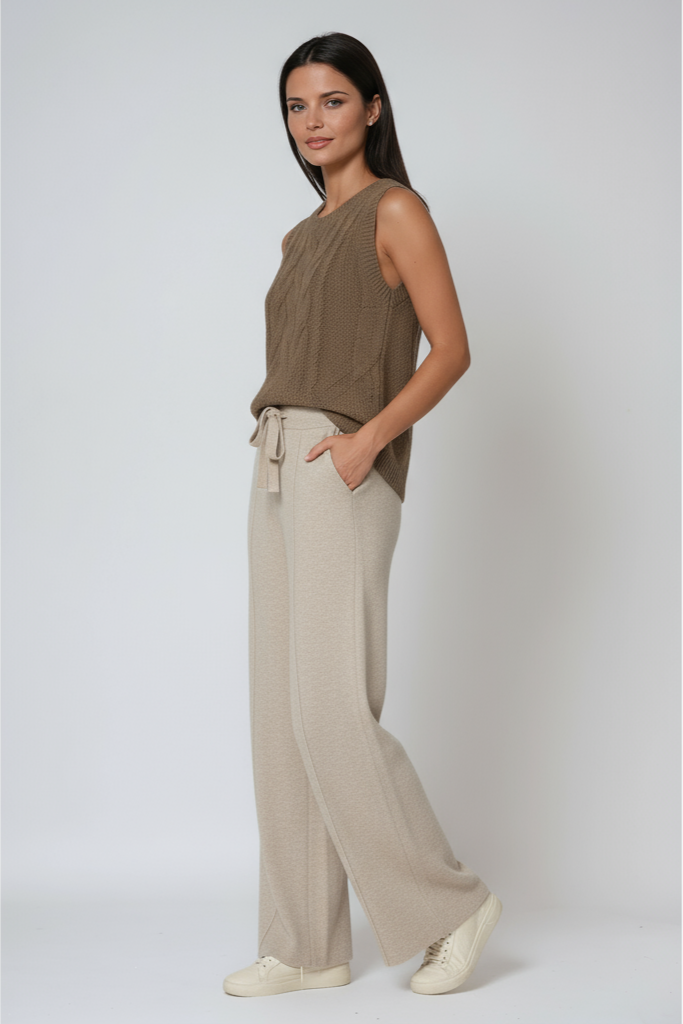 Trousers | Straight Legs and Drawstring Waist
