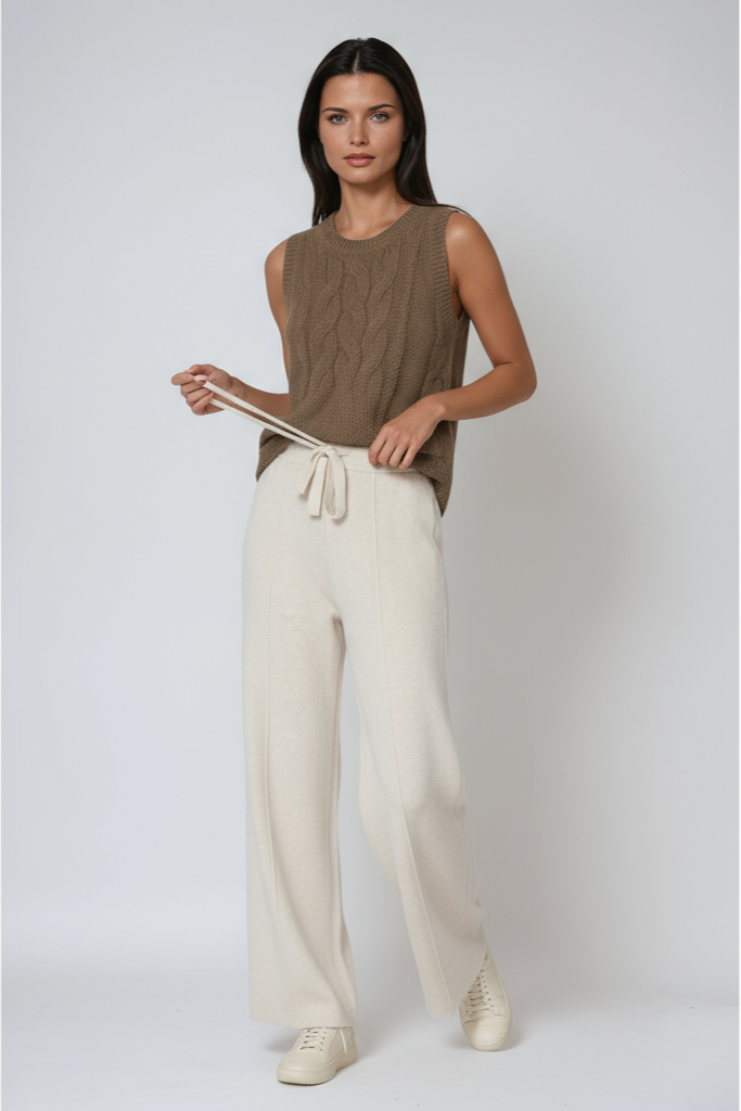 Trousers | Straight Legs and Drawstring Waist